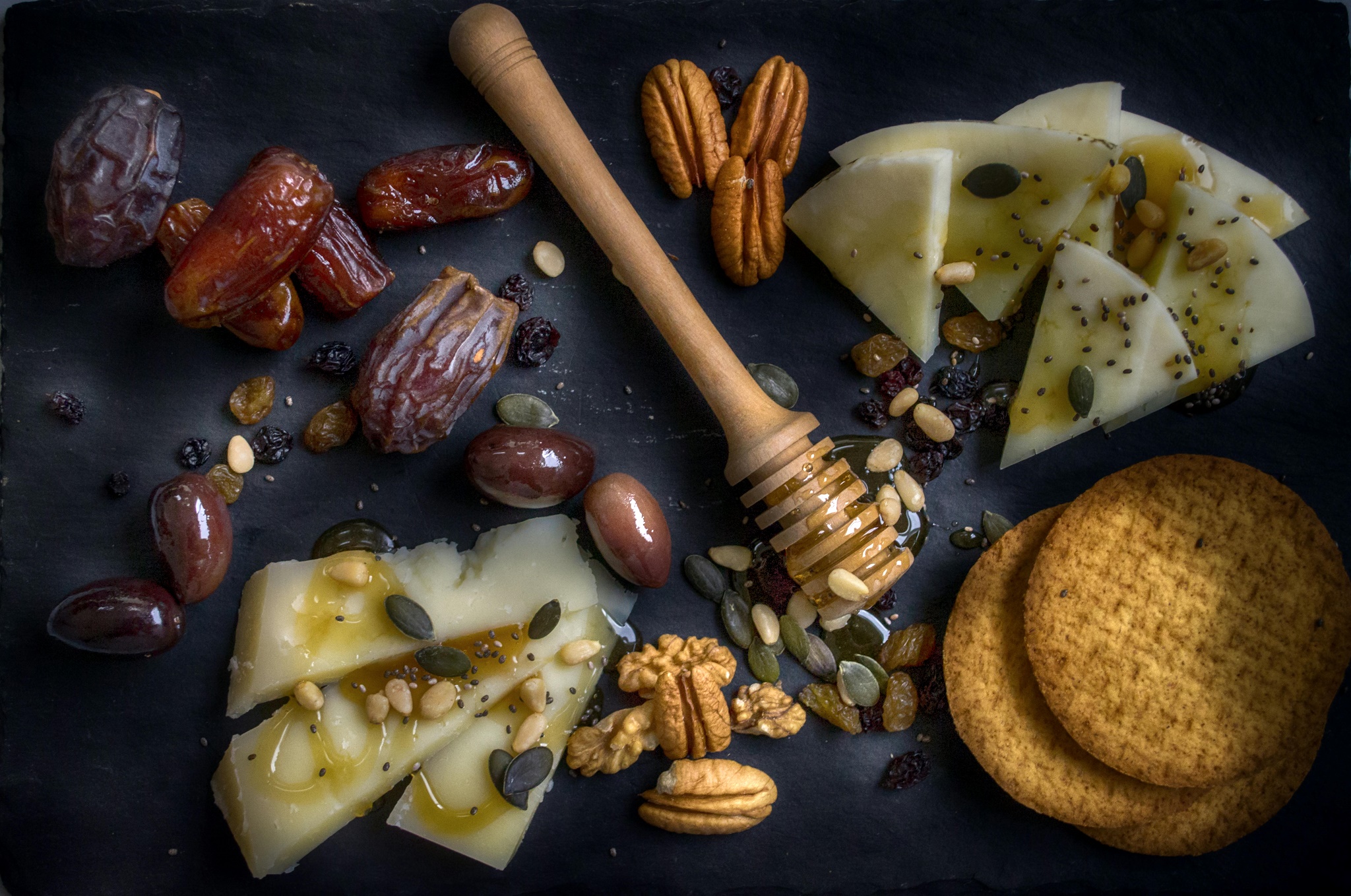 Date-Syrup-Honey-Dates-Syrup-complete-breakfast-meal-Humban