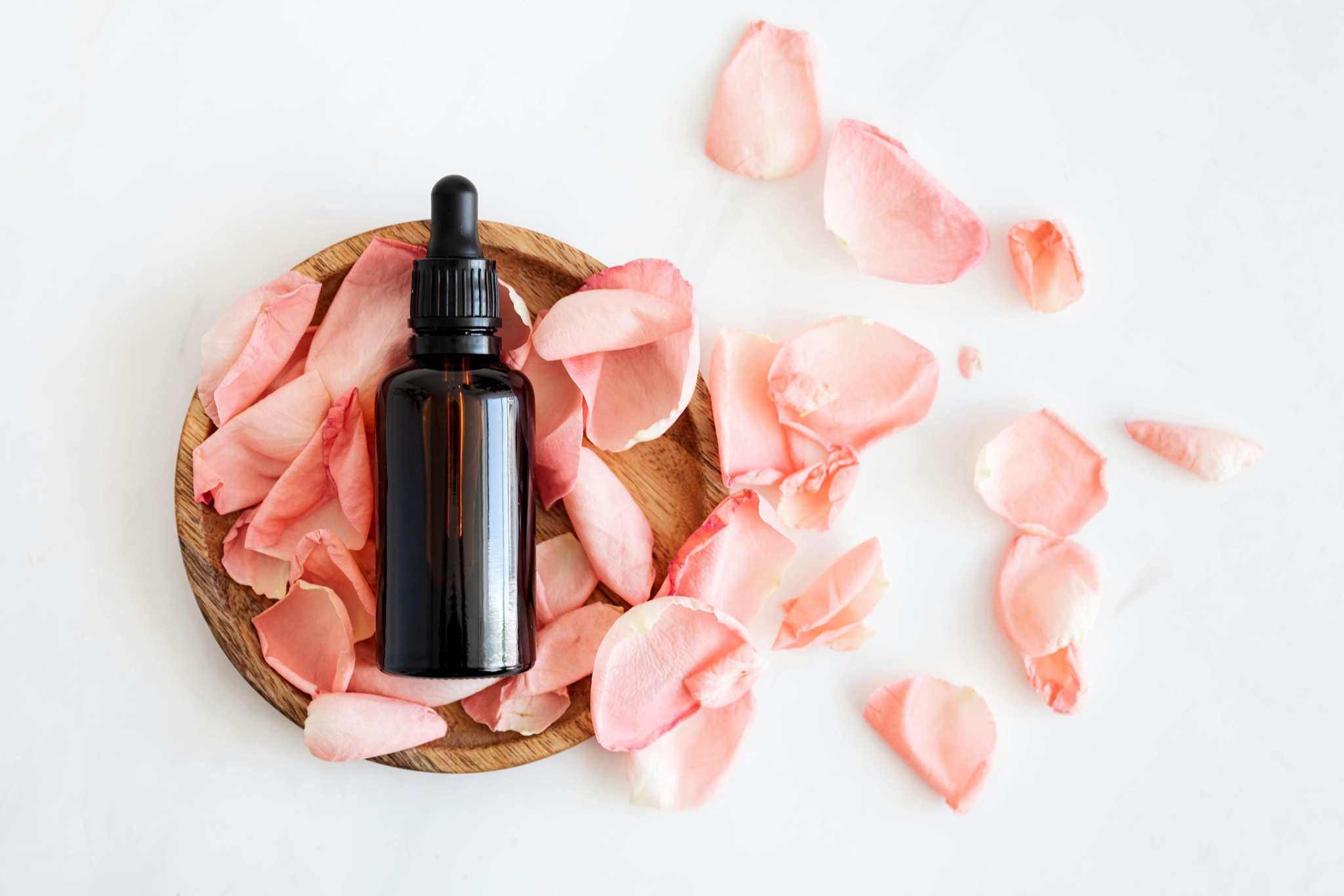Wholesale Complete Rose Oil Supplier